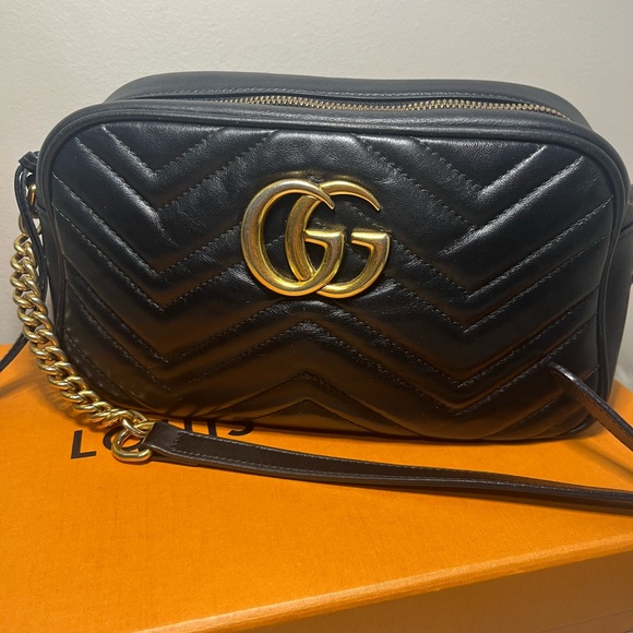 Small Black Marmont shoulder bag - Picture 11 of 17